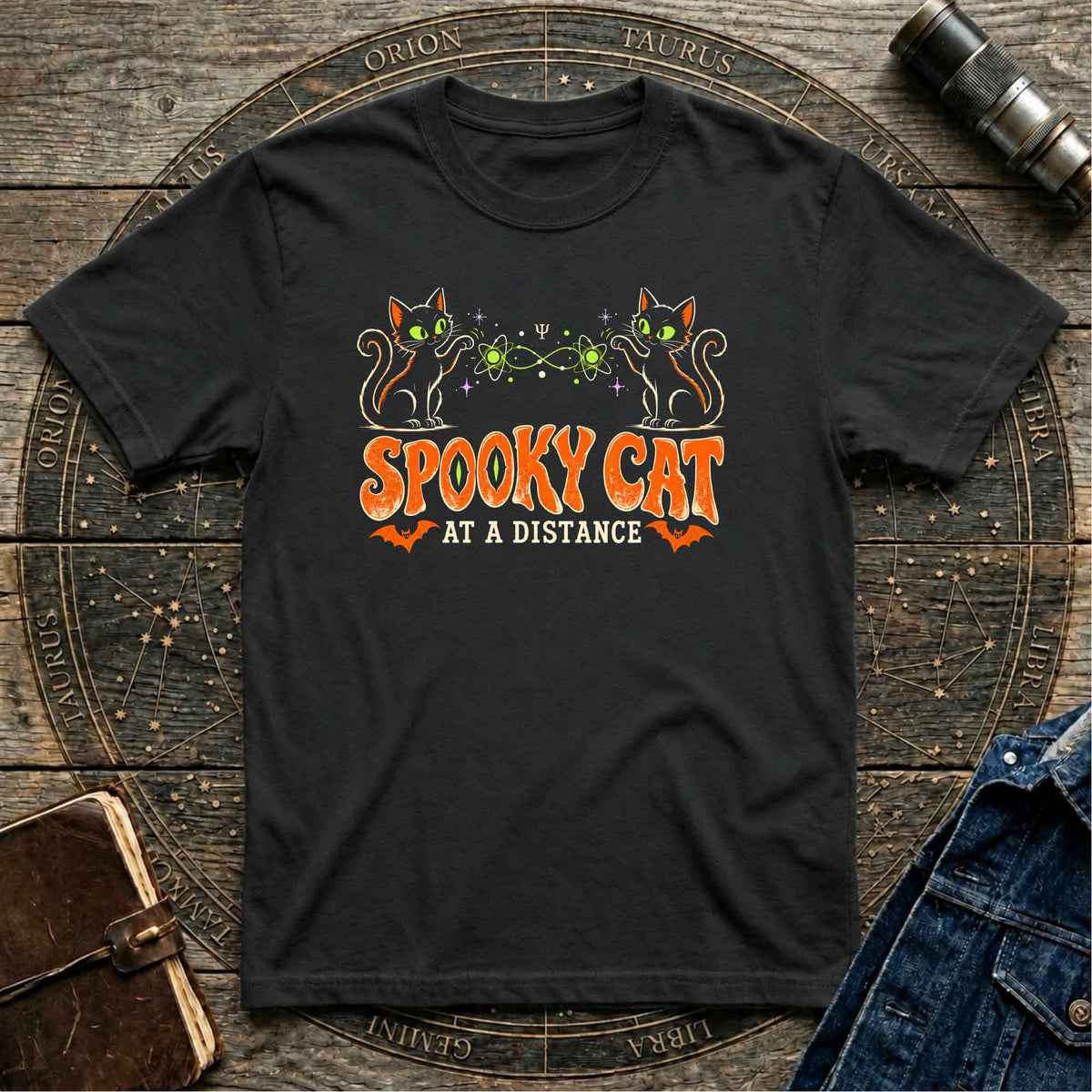 Black Halloween T-Shirt Vintage Spooky Cat